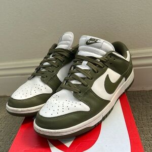 Nike Dunk Low Olive White Size 8.5